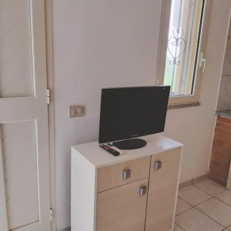 Domus Deledda 'conchiglia' Posada (Sardinia)