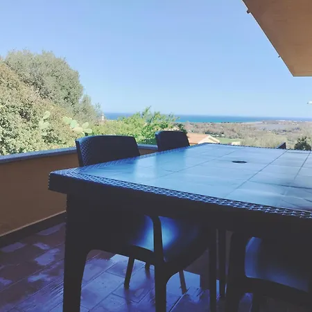 Apartment Domus Deledda 'conchiglia' Posada (Sardinia)